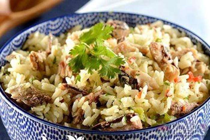 salada-de-arroz-com-sardinha
